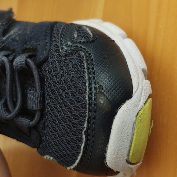 Stride rite sneakers! - Picture 3 of 4